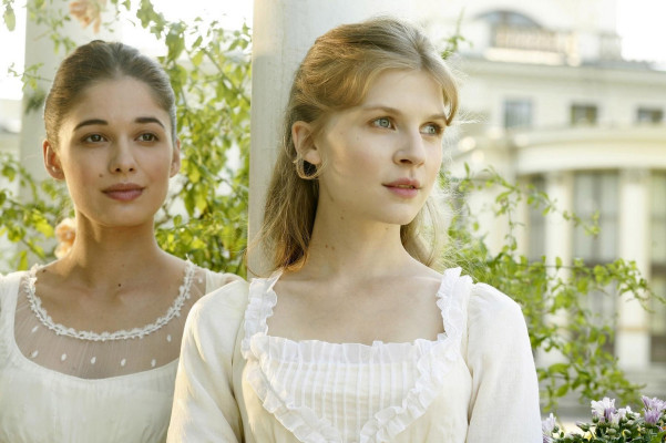 photo 14 in Clemence Poesy gallery [id317535] 2010-12-23 00:00:00