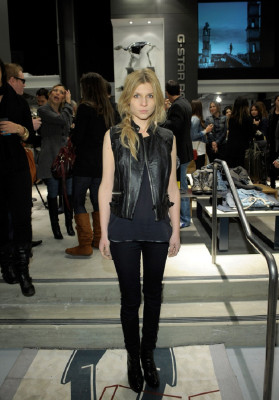 Clemence Poesy pic #428168