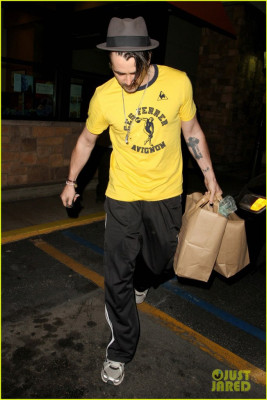 photo 3 in Colin Farrell gallery [id644463] 2013-11-05 00:00:00