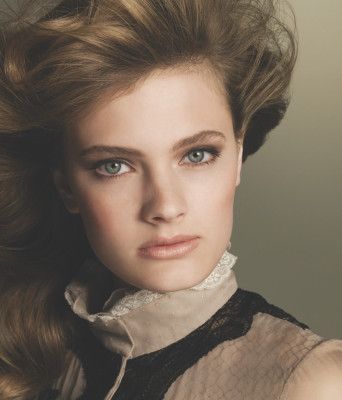 Constance Jablonski pic #467043