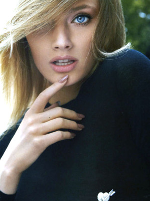 Constance Jablonski pic #295616