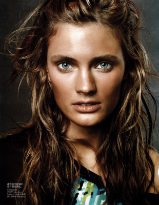 Constance Jablonski pic #258033