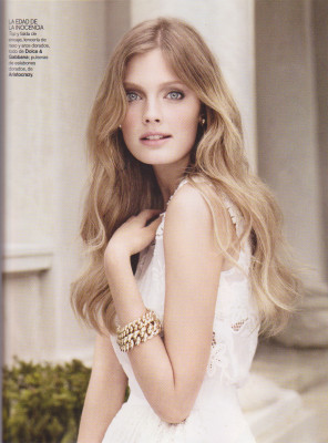 Constance Jablonski pic #343118