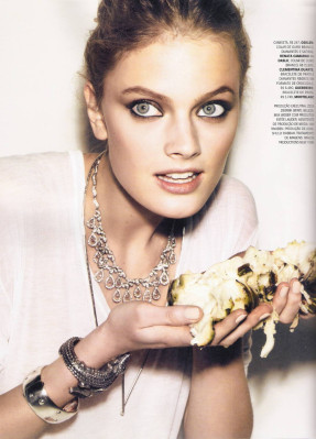 Constance Jablonski pic #397669