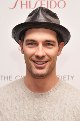Cory Bond pic #523954