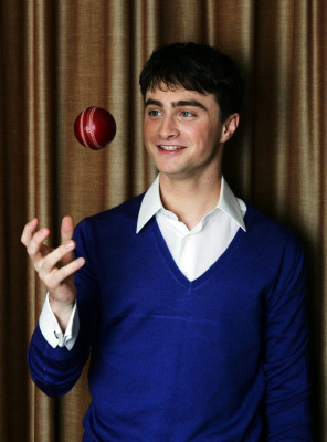 photo 24 in Daniel Radcliffe gallery [id294658] 2010-10-12 00:00:00
