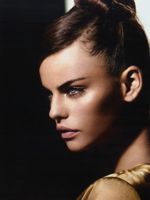Daniela Freitas pic #236695