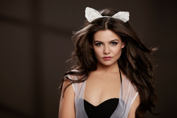 Danielle Campbell pic #747003