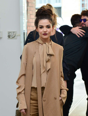 Danielle Campbell pic #909310