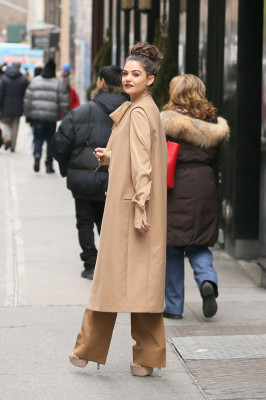 Danielle Campbell pic #909495