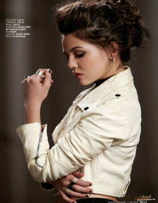 Danielle Campbell pic #686657