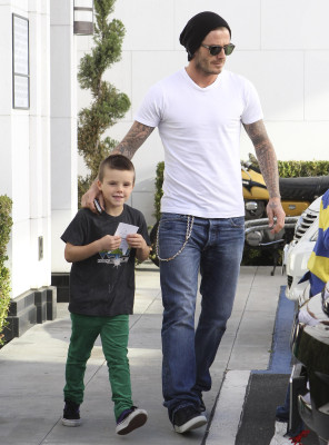 photo 17 in David Beckham gallery [id470734] 2012-04-04 00:00:00