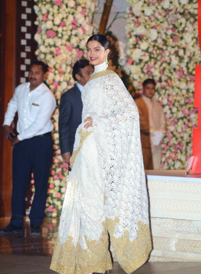 Deepika Padukone pic #896379