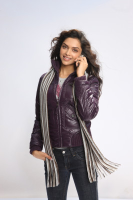 Deepika Padukone pic #236195
