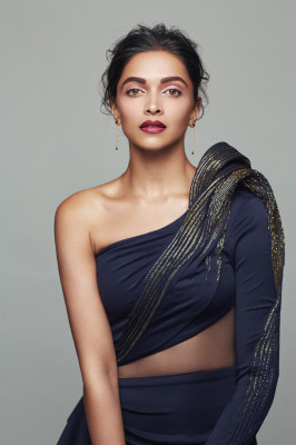 Deepika Padukone pic #900144