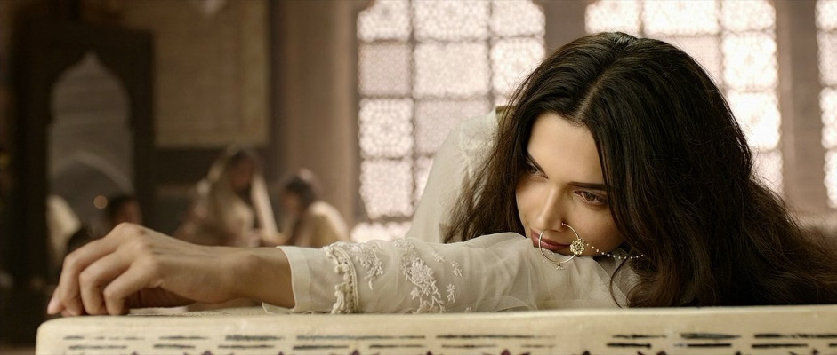 Deepika Padukone pic #937794