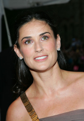 photo 24 in Demi Moore gallery [id179721] 2009-09-14 00:00:00