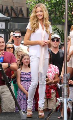 photo 8 in Denise Richards gallery [id612371] 2013-06-21 00:00:00