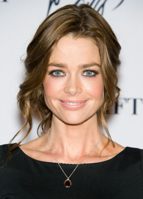 photo 20 in Denise Richards gallery [id301032] 2010-11-01 00:00:00