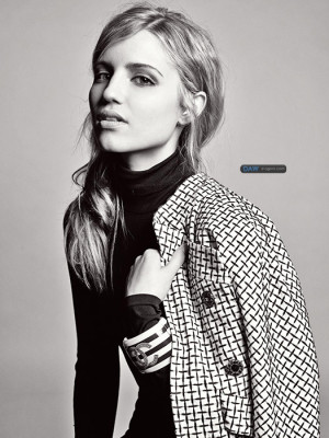 Dianna Agron pic #242143