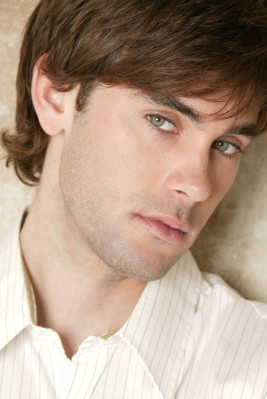 Drew Fuller pic #646070