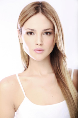 Eiza Gonzalez pic #798239
