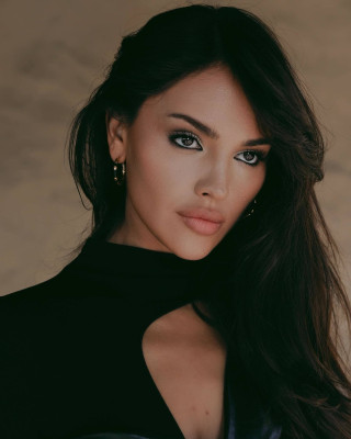 Eiza Gonzalez pic #1343971