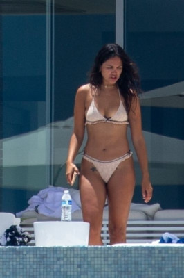 Eiza Gonzalez pic #1219399