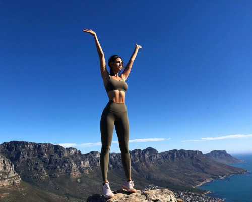 Eiza Gonzalez pic #1078994