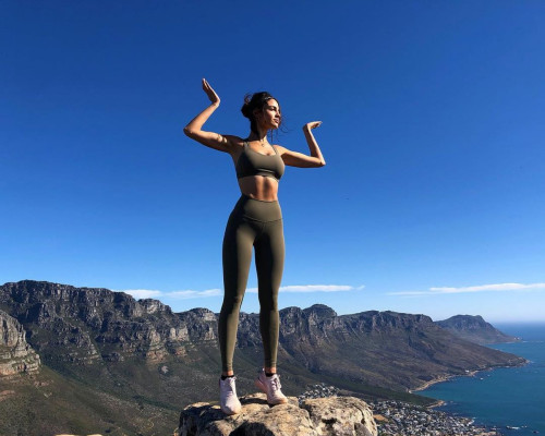 Eiza Gonzalez pic #1078996