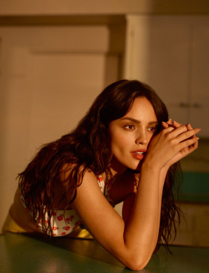 Eiza Gonzalez pic #1152754