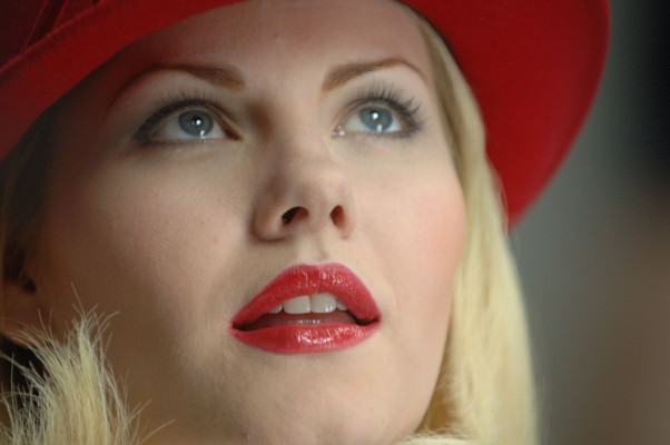 Elisha Cuthbert pic #335127
