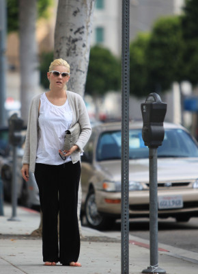 Elisha Cuthbert pic #166020