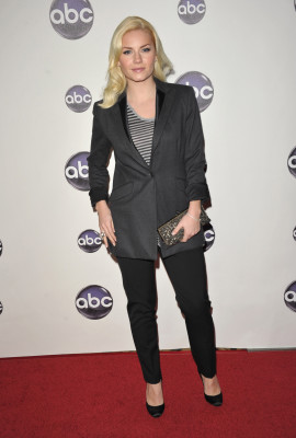Elisha Cuthbert pic #403765