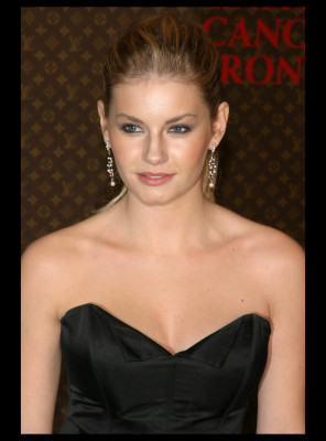 Elisha Cuthbert pic #69315