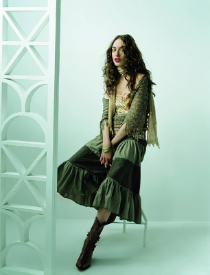 photo 23 in Elizabeth Jagger gallery [id162507] 2009-06-11 00:00:00