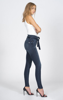 Elizabeth Turner pic #1211216
