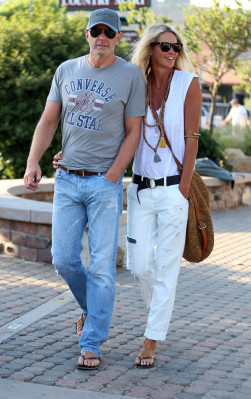 photo 14 in Elle Macpherson gallery [id522320] 2012-08-14 00:00:00