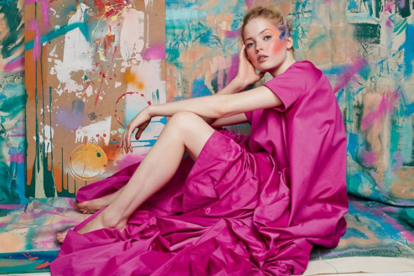 Ellie Bamber pic #1127521