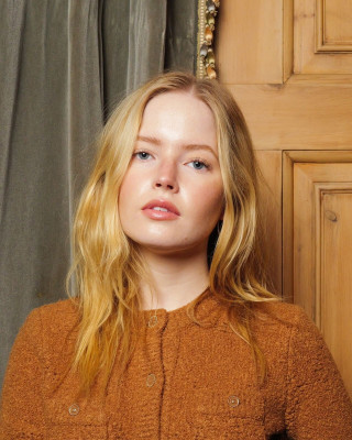 photo 9 in Ellie Bamber gallery [id1367772] 2025-03-16 00:00:00