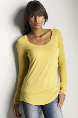 Emanuela de Paula pic #173581