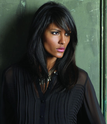 Emanuela de Paula pic #217318