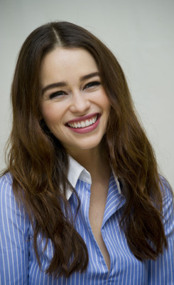 Emilia Clarke pic #641123