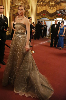 Emily van Camp pic #814775
