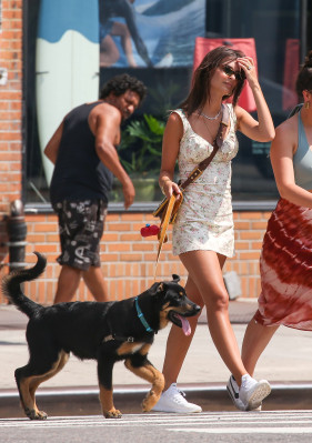Emily Ratajkowski pic #1163764