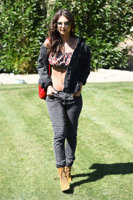 Emily Ratajkowski pic #925213