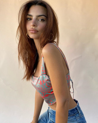 Emily Ratajkowski pic #1230293