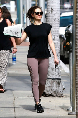 Emmy Rossum pic #1025813