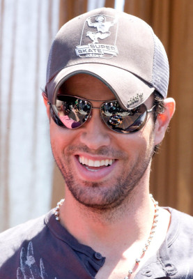 photo 3 in Enrique Iglesias gallery [id480356] 2012-04-24 00:00:00