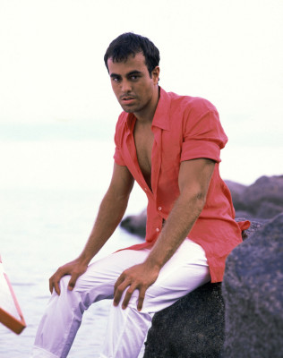 Enrique Iglesias pic #450625